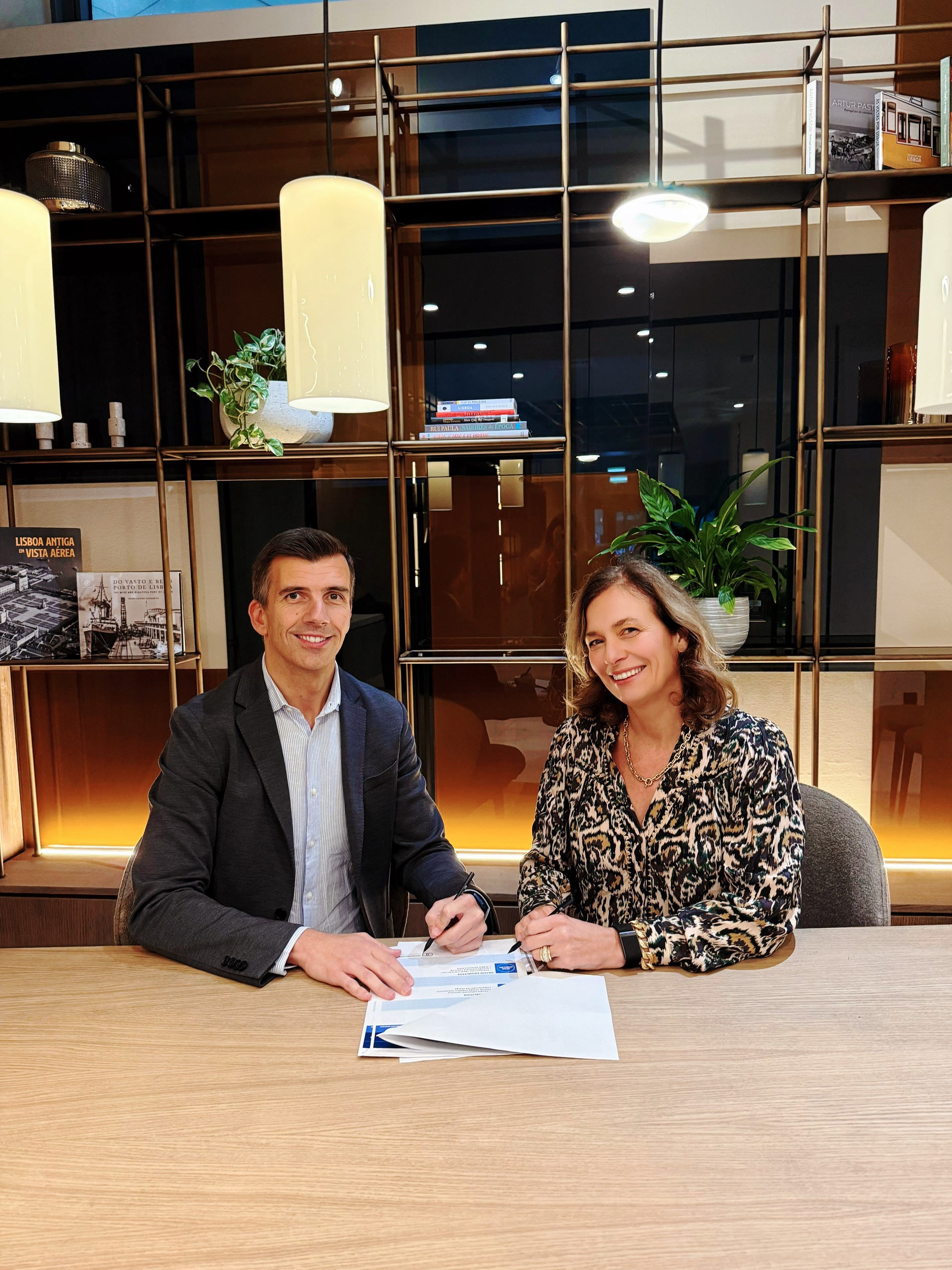 malo-clinic-x-straumann-png